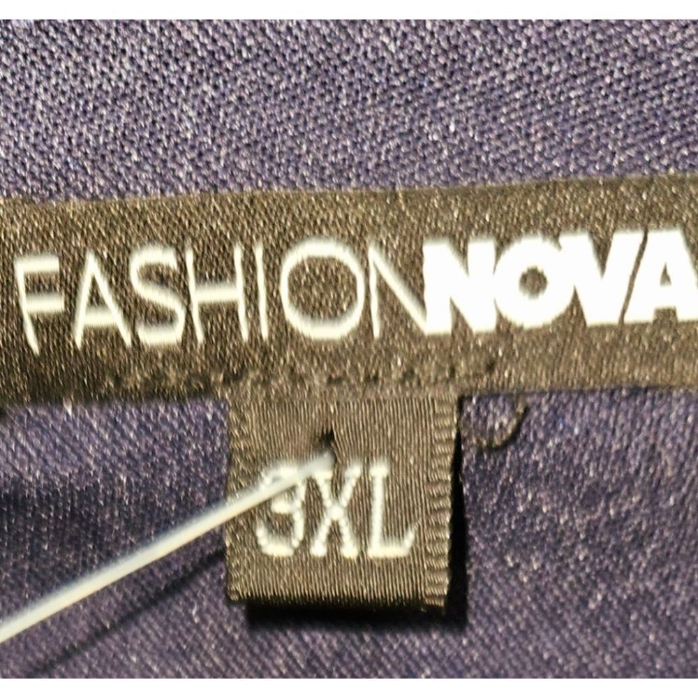 FASHION NOVA VIDETTE Navy Blue Floral Side Tie Romper 3X - Picture 14 of 15